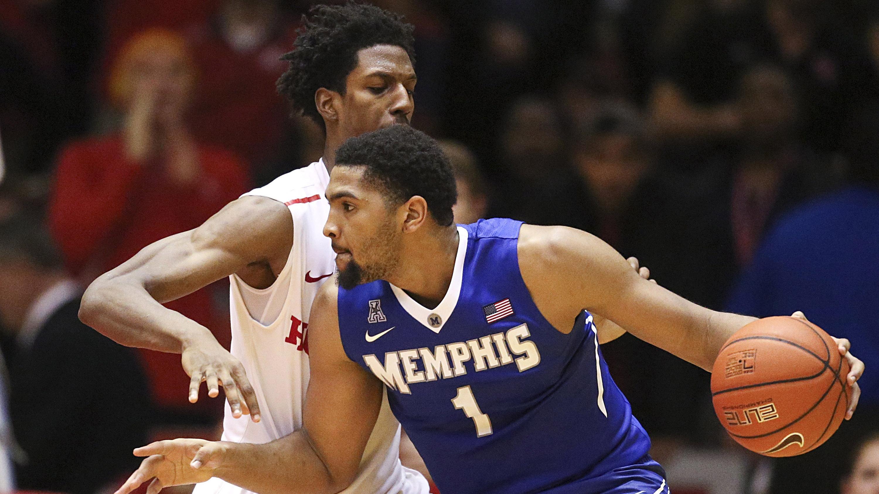 Kansas forward Dedric Lawson averaged nearly a double-double at Memphis
