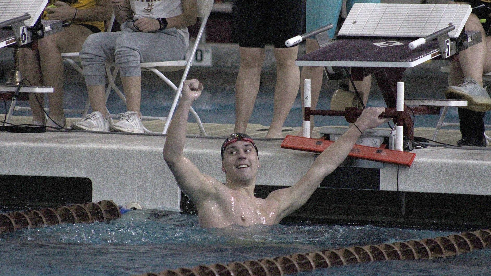 Colorado Mesa men's swimming