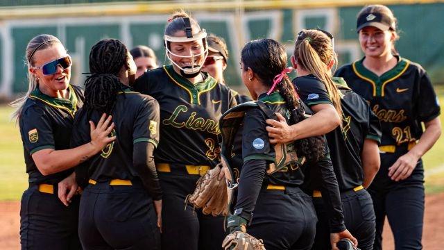 Saint Leo softball