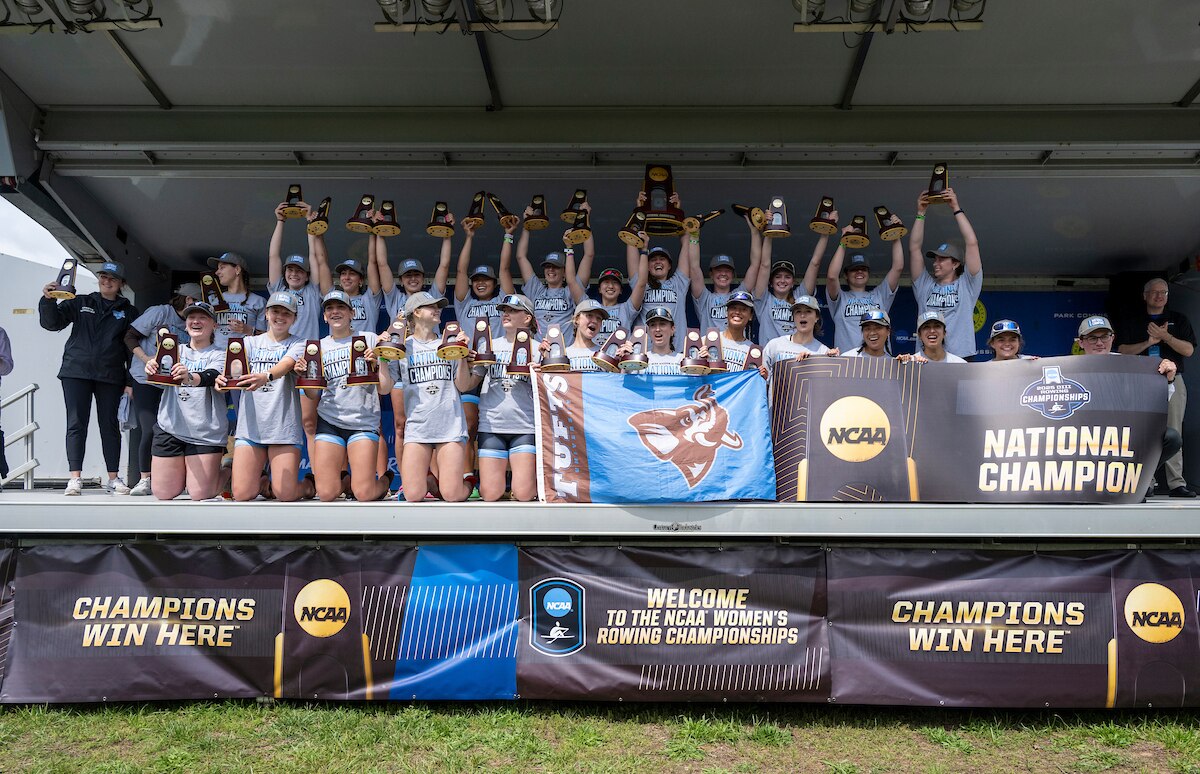 Tufts won the 2025 DIII rowing championship